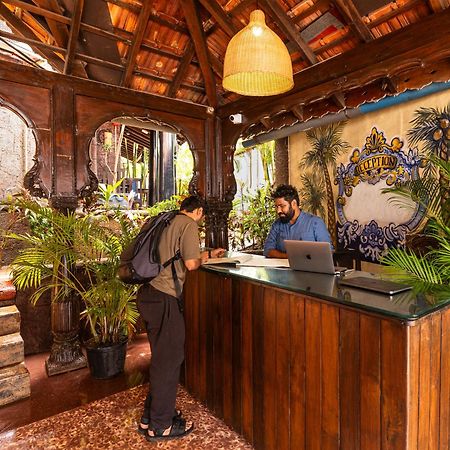 Madpackers Goa Anjuna - Bar Экстерьер фото