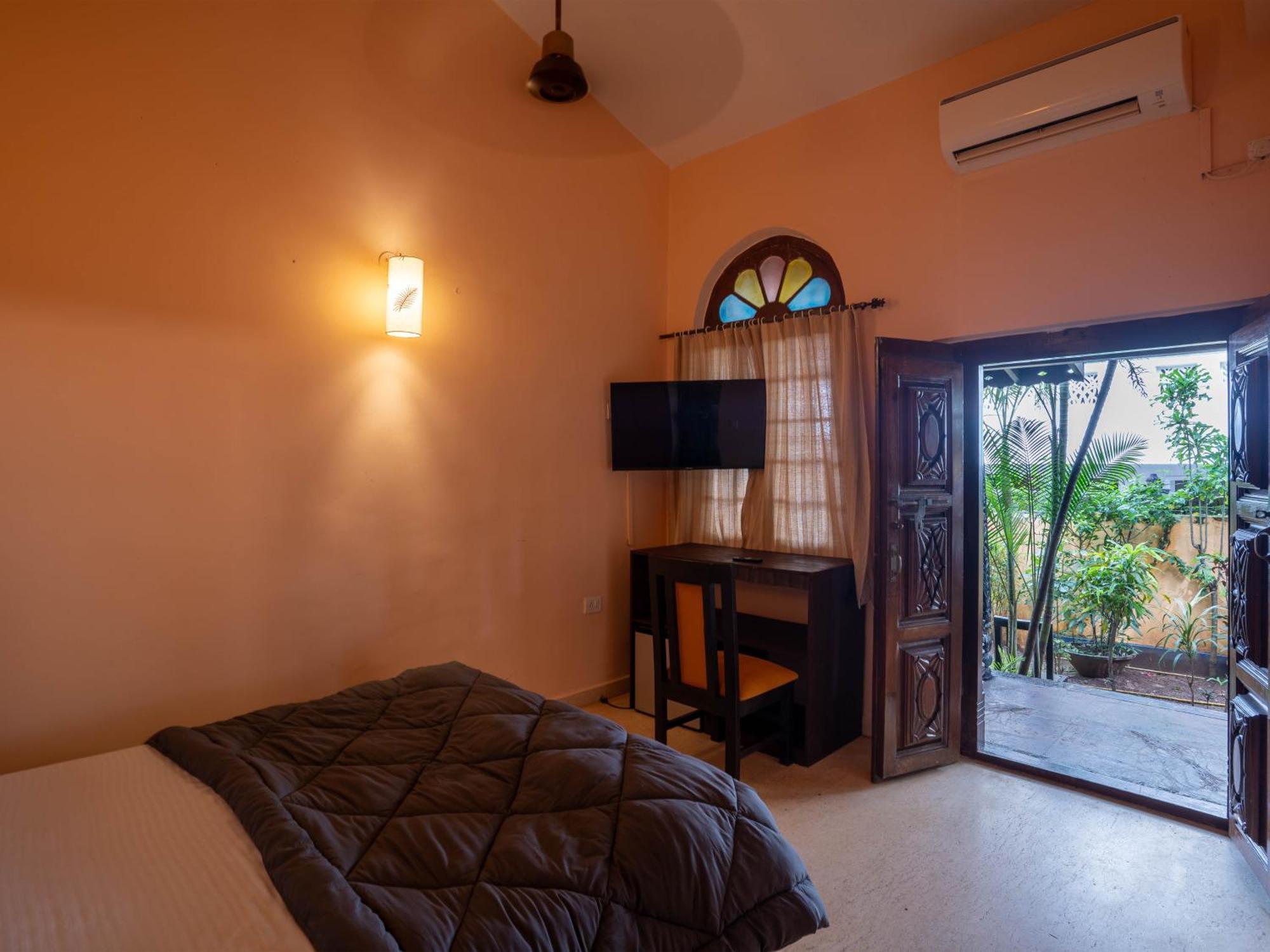 Madpackers Goa Anjuna - Bar Экстерьер фото