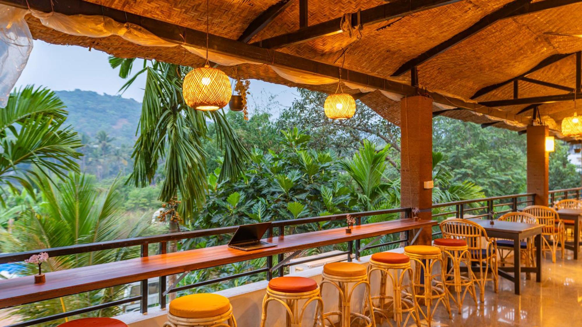 Madpackers Goa Anjuna - Bar Экстерьер фото