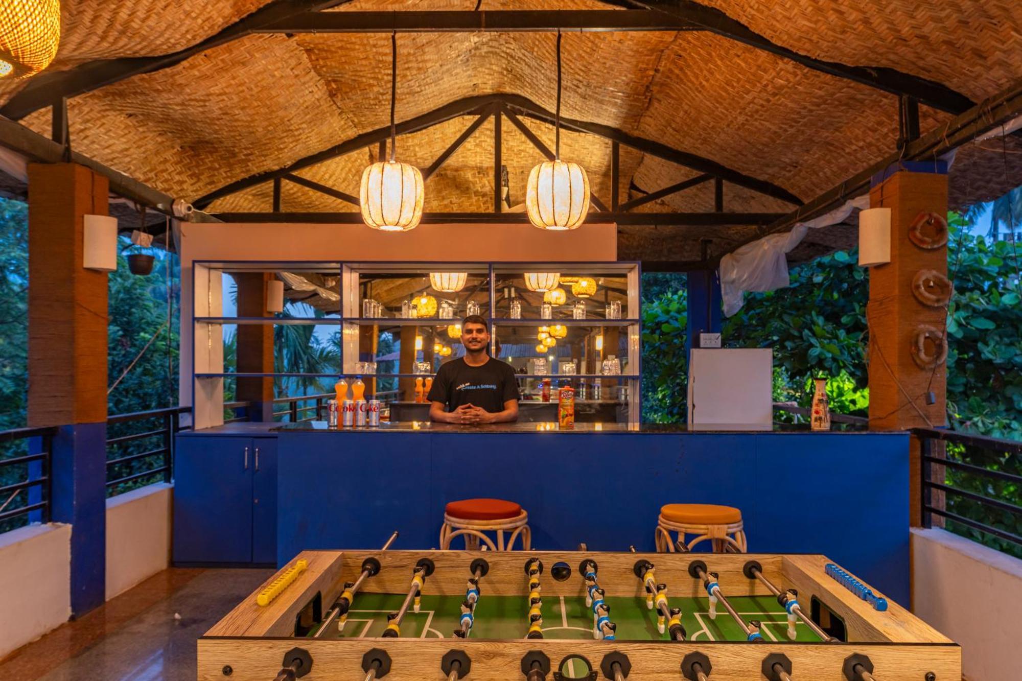 Madpackers Goa Anjuna - Bar Экстерьер фото